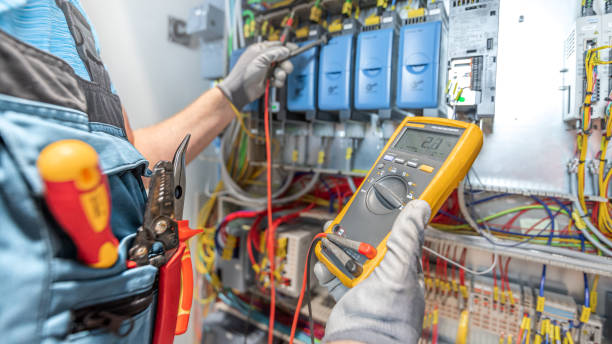 Best 24-Hour Electrician  in Sunnyside, WA